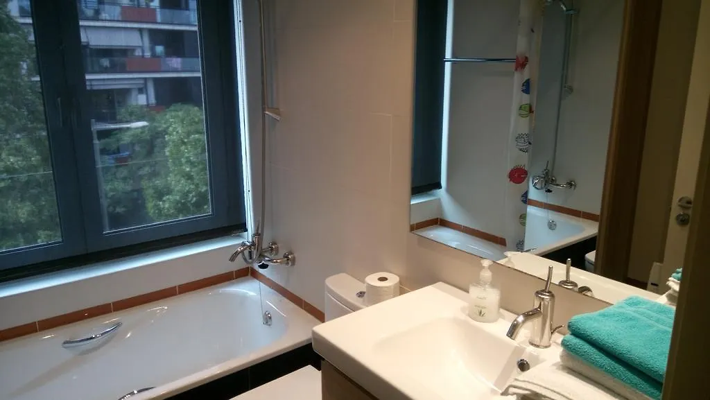 Torre Forum Apartment Barcelona 0*, Sant Adria de Besos